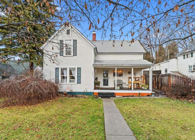 Property at 645 E 2nd Ave, Colville, WA 99114, 3 beds, 2 baths