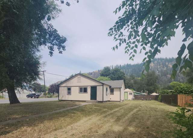 Property at 380 W 5th Ave, Kettle Falls, WA 99141, 2 beds, 1 bath
