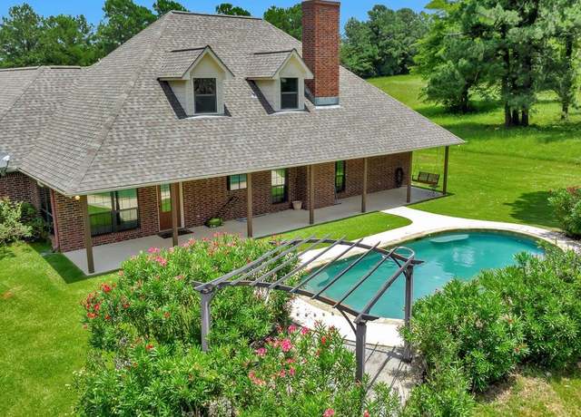 Property at 1608 Cr 302, Nacogdoches, TX 75961, 4 beds, 3 baths