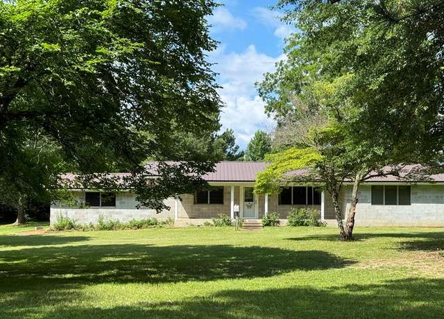 Property at 835 Cr 2923, Shelbyville, TX 75973, 2 beds, 2 baths