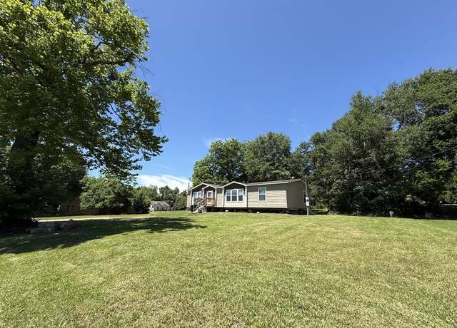 Property at 937 7th St, Cushing, TX 75760, 3 beds, 2 baths