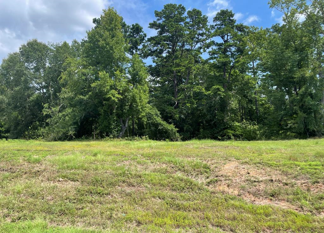 Property at 4002 NE Stallings Dr, Nacogdoches, TX 75965