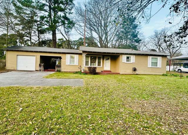 Property at 208 Watlington St, Center, TX 75935, 2 beds, 1 bath