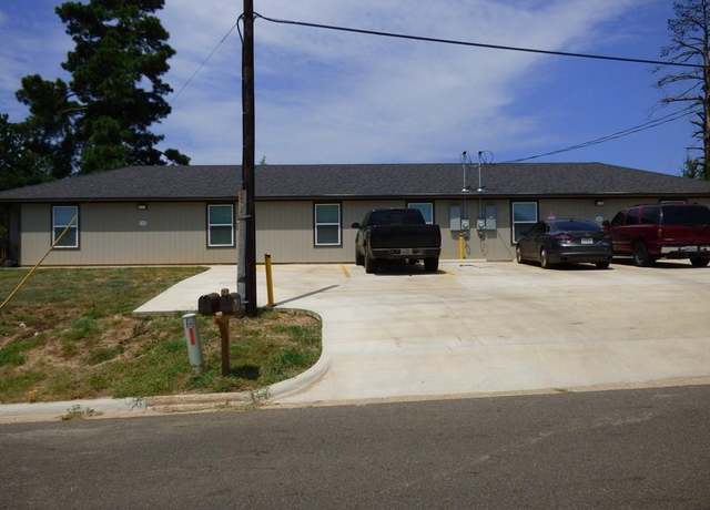 Property at 801 N Ritchie, Nacogdoches, TX 75964, 8 beds, 4 baths