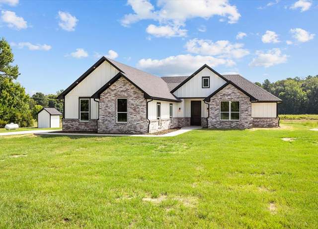 Property at 105 Cr 9151, Nacogdoches, TX 75964, 3 beds, 2.5 baths
