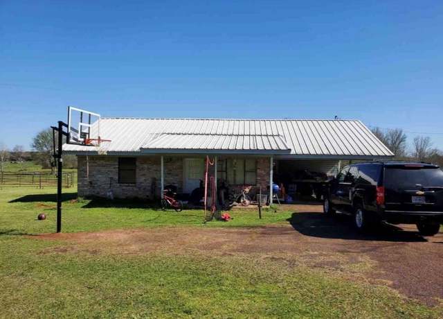 Property at 18270 Fm 225, Douglass, TX 75943, 2 beds, 1 bath