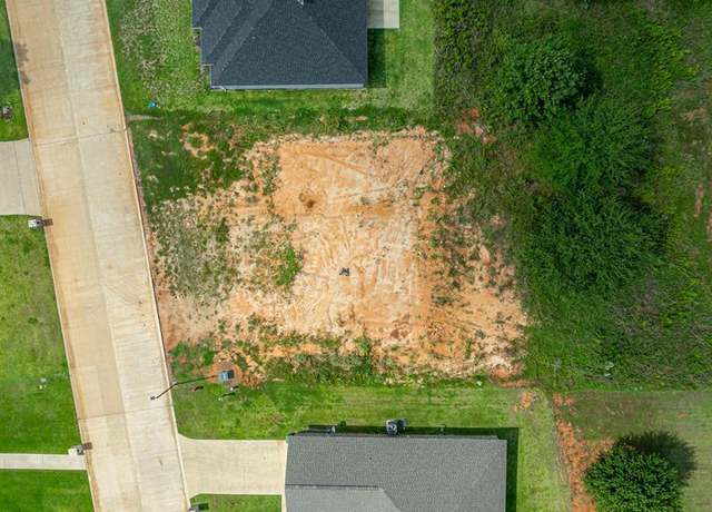 Property at 915 Spring Creek Dr, Nacogdoches, TX 75965
