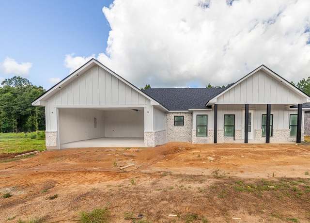 Property at 174 Rock Crk, Nacogdoches, TX 75965, 4 beds, 2 baths