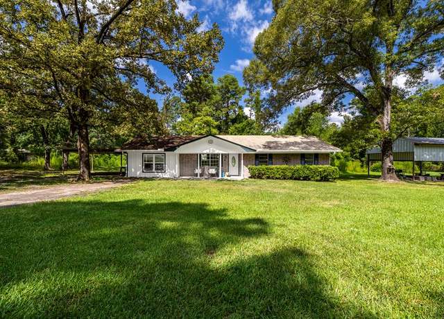 Property at 637 Laurelia Loop, Corrigan, TX 75939, 3 beds, 2 baths