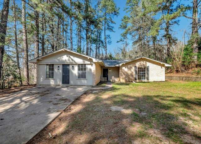 Property at 1529 Shelton Dr, Nacogdoches, TX 75965, 3 beds, 2 baths