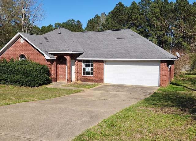Property at 142 County Road 8113, Nacogdoches, TX 75964, 3 beds, 2 baths