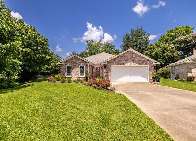 Property at 3418 Huntington Cir, Nacogdoches, TX 75964, 3 beds, 2 baths