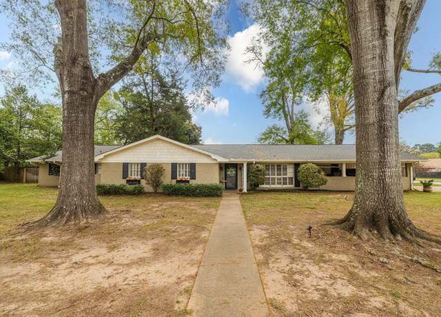 Property at 3422 Raguet St, Nacogdoches, TX 75965, 4 beds, 2 baths