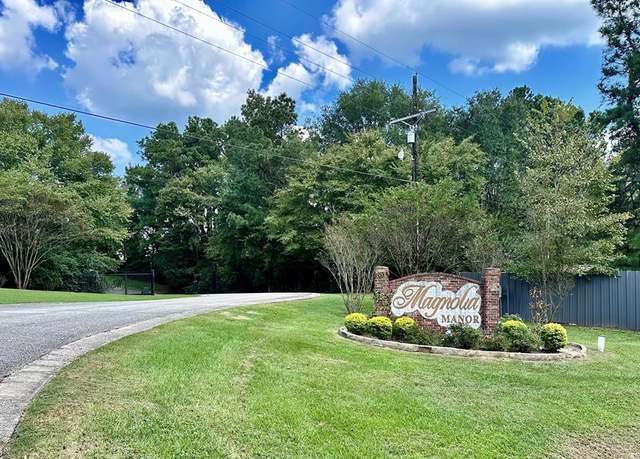Property at 190 Damascus Rd, Center, TX 75935