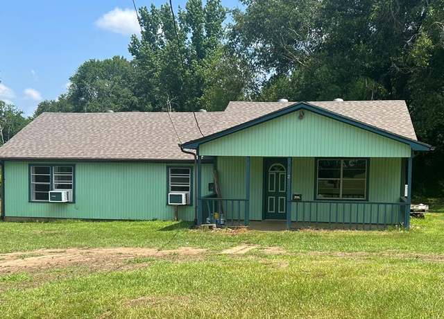 Property at 998 County Road 820, Nacogdoches, TX 75964, 3 beds, 1.5 baths