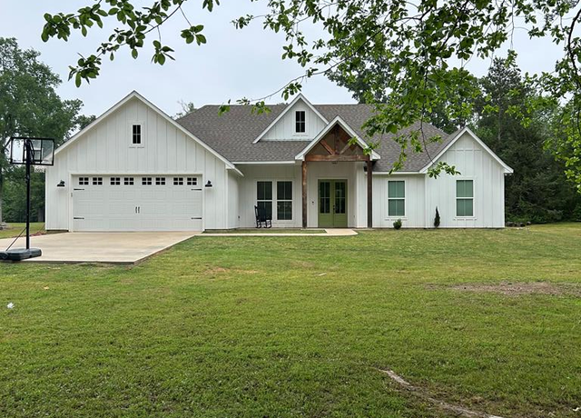 Property at 249 Cr 782, Douglass, TX 75943, 4 beds, 2 baths