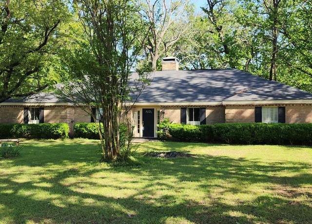 Property at 156 Cr 208, Nacogdoches, TX 75965, 3 beds, 2.5 baths