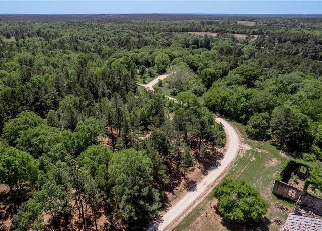 Property at T3 6077 Cr 4200, Pennington, TX 75856