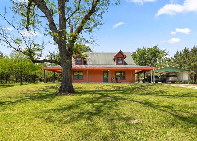 Property at 517 County Line Rd, Kennard, TX 75847, 2 beds, 2.5 baths