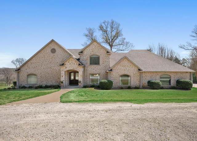 Property at 300 Cr 1865, Grapeland, TX 75844, 3 beds, 3 baths