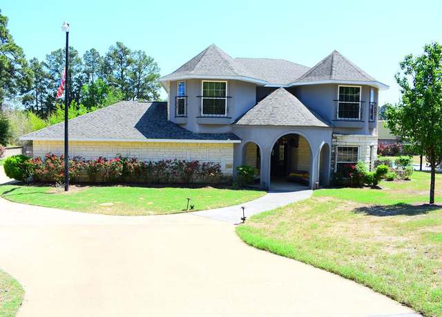 Property at 336 Fernwood Dr, Dr, Nacogdoches, TX 75964, 3 beds, 4 baths