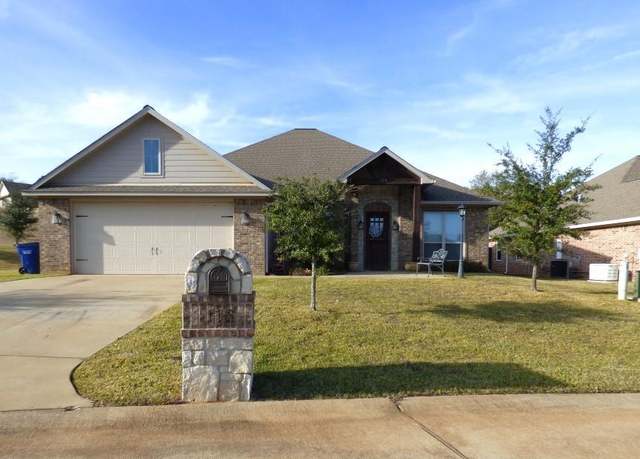 Property at 115 Clear View Ln, Nacogdoches, TX 75965, 3 beds, 2.5 baths