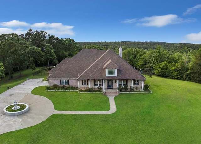 Property at 3996 County Road 724, Nacogdoches, TX 75964, 4 beds, 2 baths