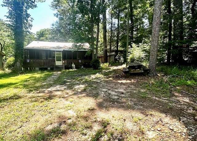 Property at 215 Cr 4947, Etoile, TX 75944, 2 beds, 1 bath