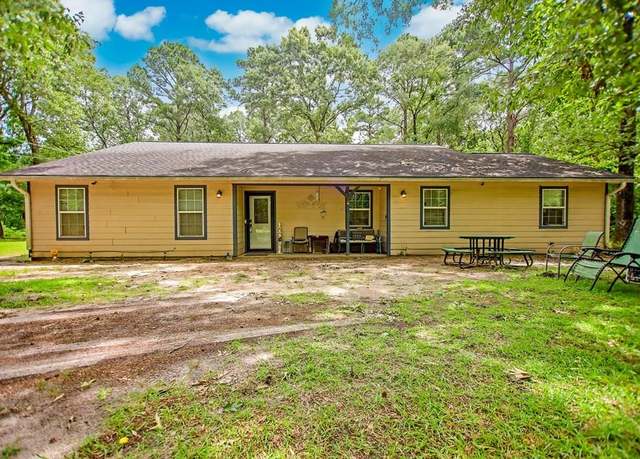 Property at 418 County Road 717, Nacogdoches, TX 75964, 5 beds, 3 baths