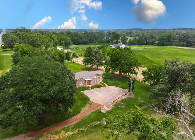 Property at 12432 US Hwy 59 N, Nacogdoches, TX 75965, 3 beds, 2 baths