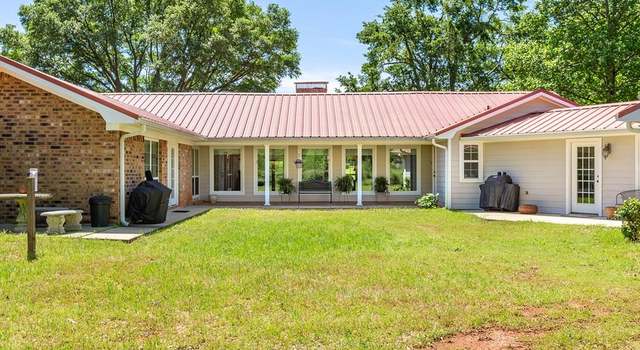 Photo of 2324 State Highway 21 W, San Augustine, TX 75972