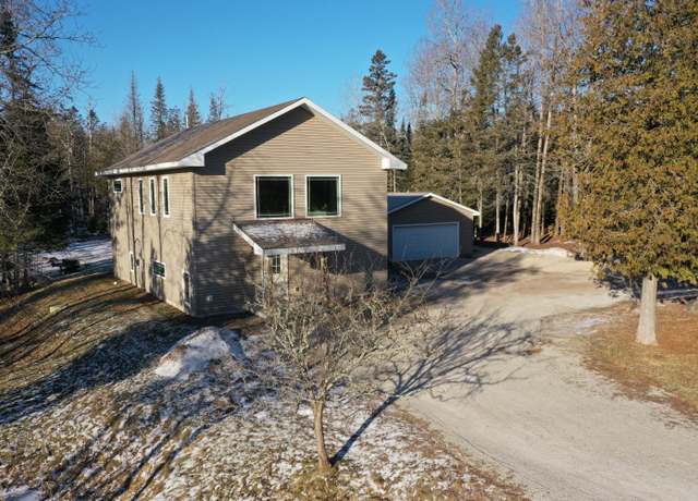 Property at 988 S Meridian St, Cedarville, MI 49719, 3 beds, 1 bath