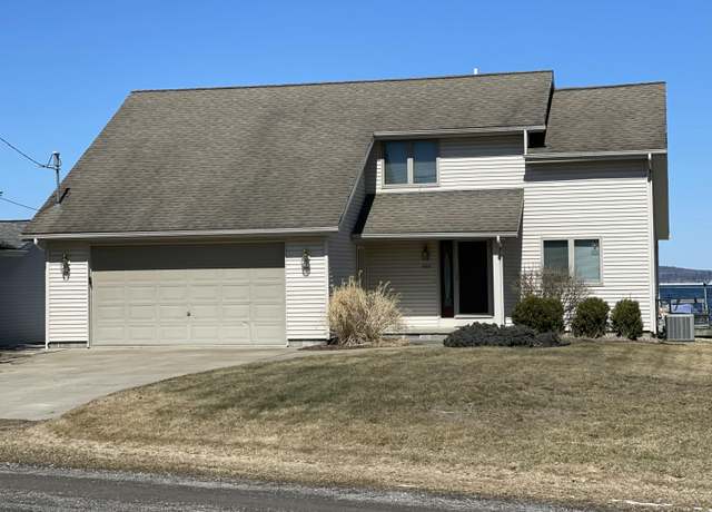 Property at 866 W Lake St, Spruce, MI 48762, 4 beds, 2.5 baths