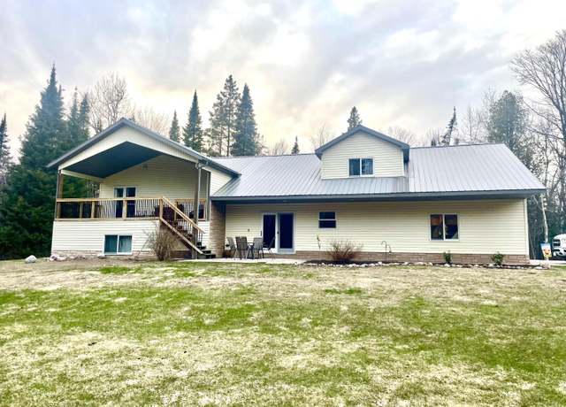 Property at 327 W 16 Mile Rd, Sault Ste Marie, MI 49783, 4 beds, 1.5 baths