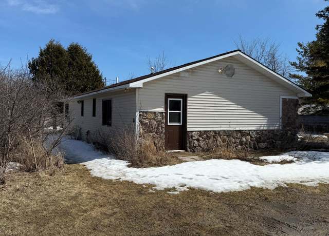 Property at 42 N Osprey Ln, Hessel, MI 49745, 3 beds, 2 baths