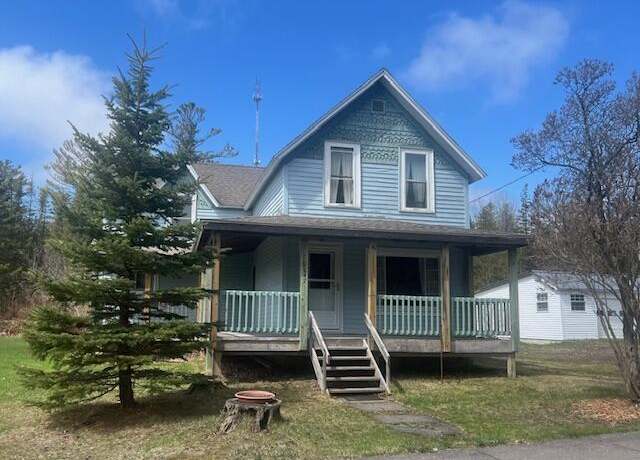 Property at 547 Division St, De Tour Village, MI 49725, 4 beds, 1 bath