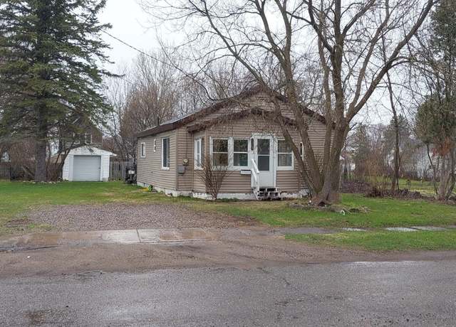 Property at 1055 Cedar St, Sault Ste Marie, MI 49783, 2 beds, 1 bath