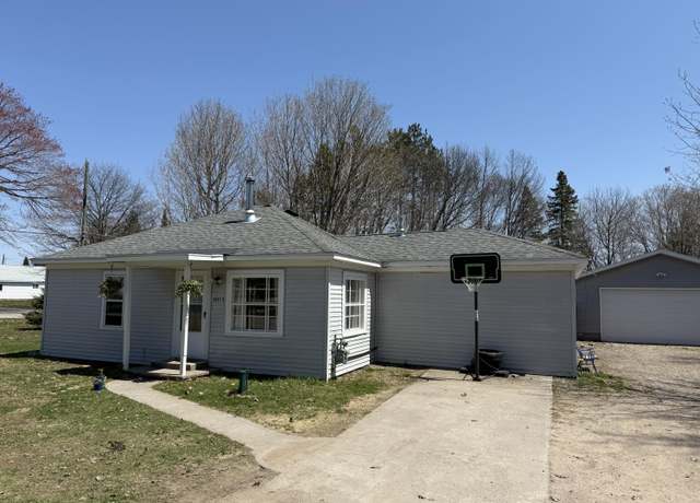 Property at 3357 S Oakwood Dr, Sault Ste Marie, MI 49783, 2 beds, 1 bath