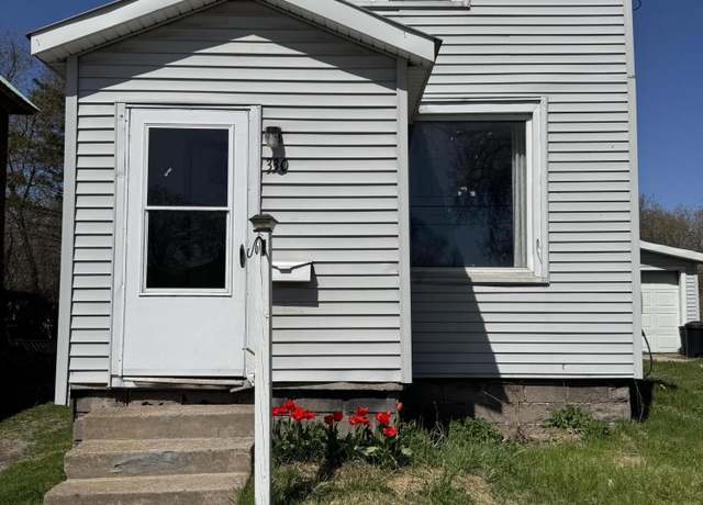Property at 330 Ridge St, Sault Ste Marie, MI 49783, 2 beds, 1 bath