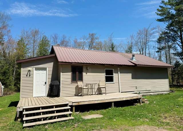 Property at 696 W 13 Mile Rd, Dafter, MI 49783, 2 beds, 1 bath