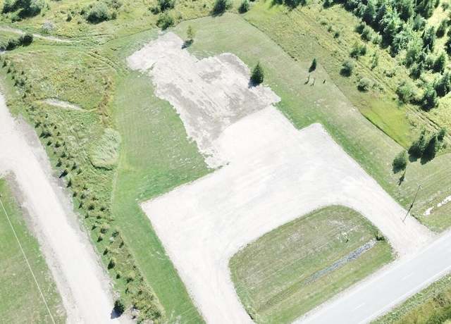 Property at 7585 S Shunk Rd, Sault Ste Marie, MI 49783
