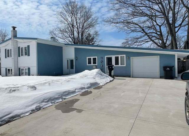 Property at 13 Monterey Dr, Kincheloe, MI 49788, 4 beds, 1 bath