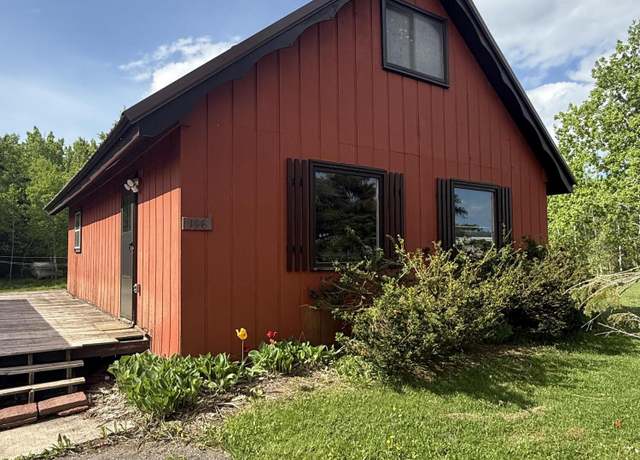Property at 198 E 26th Ave, Sault Ste Marie, MI 49783, 3 beds, 1.5 baths
