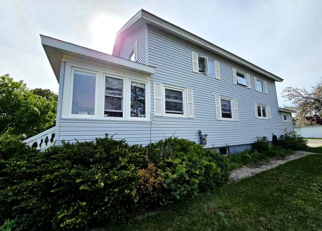 Property at 321 W Mcmillan Ave, Newberry, MI 49868, 5 beds, 1.5 baths