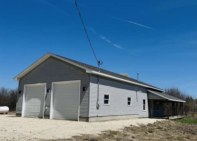 Property at 6597 S Riverside Dr, Sault Ste Marie, MI 49783, 2 beds, 1.5 baths