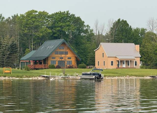 Property at W17501 Bon-i-quay & W17543 Clark Rd, Curtis, MI 49820, 7 beds, 3.5 baths