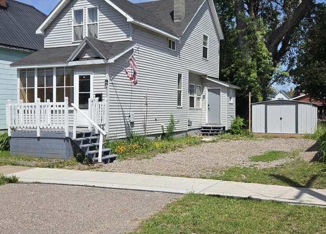 Property at 815 John St, Sault Ste Marie, MI 49783, 2 beds, 1 bath