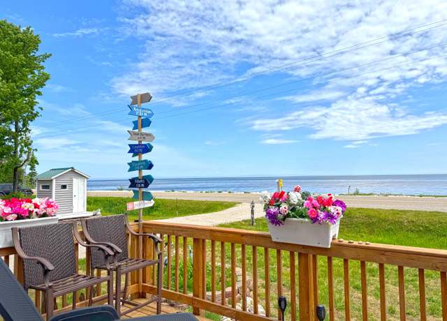 Property at 10477 N Whitefish Point Rd, Paradise, MI 49768, 3 beds, 1 bath