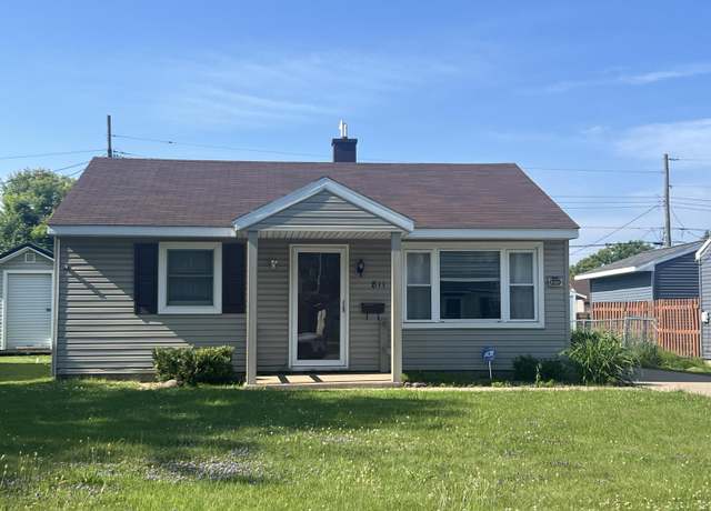 Property at 811 E 9th Ave, Sault Ste Marie, MI 49783, 2 beds, 1 bath