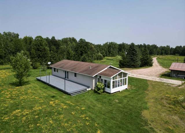 Property at 11600 S Ridge Rd, Dafter, MI 49724, 3 beds, 2 baths